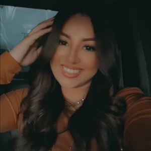 Meet your Posher, Briana